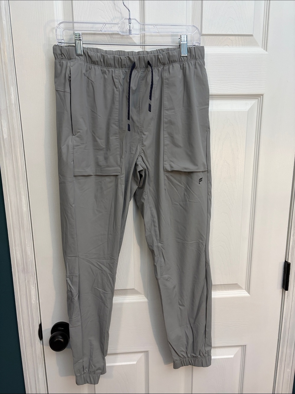 Fabletics Men's Gray Athletic Joggers